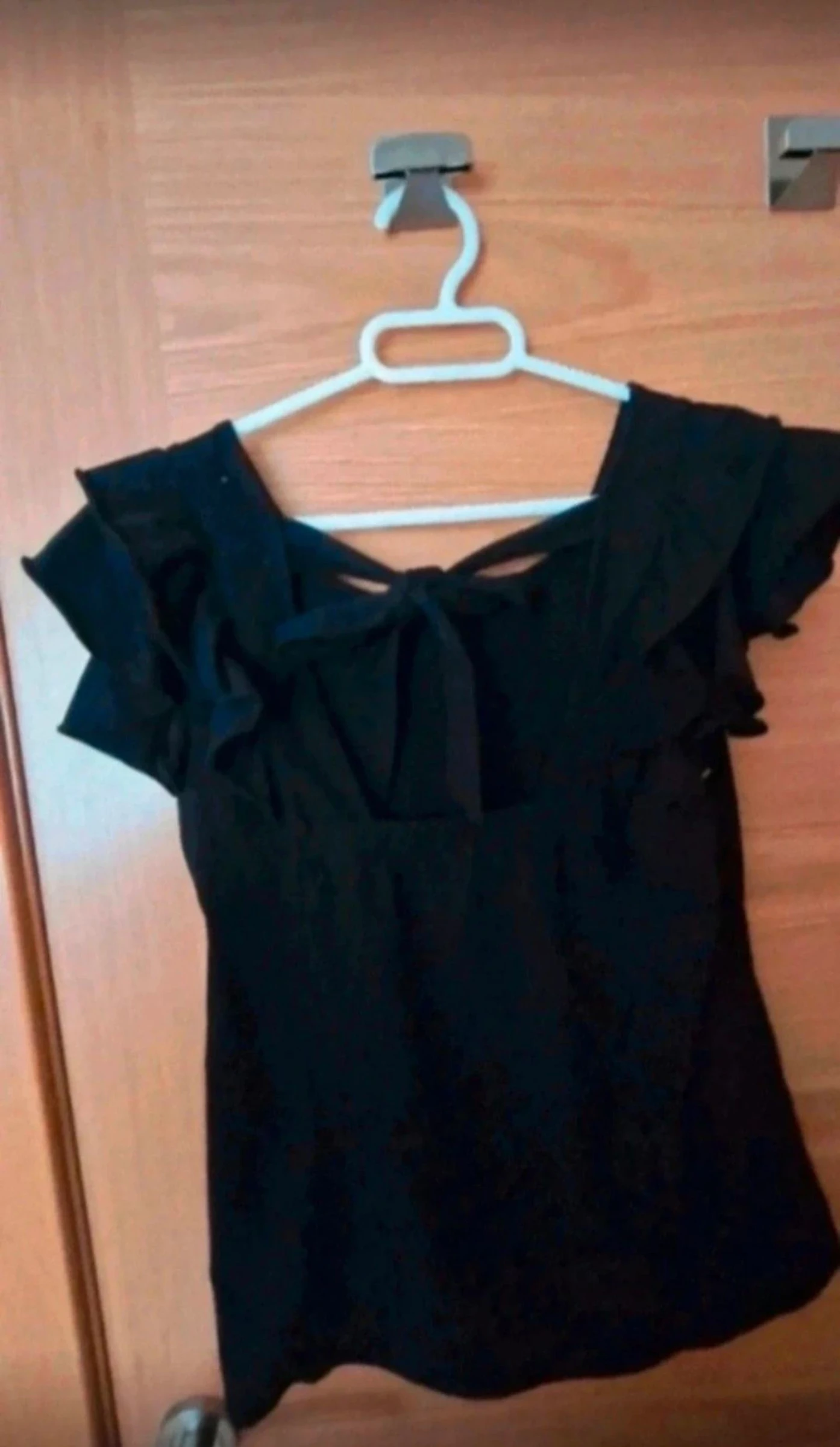 Camiseta feminina, laçada nas costas, cor preta, tamanho P – photo 4
